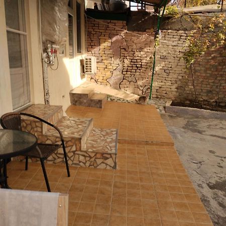 Kacharava Apartments Tbilisi Ngoại thất bức ảnh