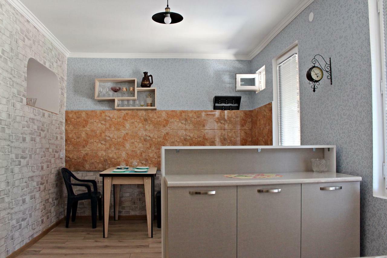 Kacharava Apartments Tbilisi Ngoại thất bức ảnh